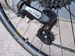 Predám Specialized Crosstrail 28er/Xlko/3x8, Odpruzena Vidla