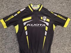 Dres + kraťasy Kuota veľ. M