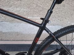 Predám Merida Crossway 300 28 er/Lko-19"-48cm/3x9