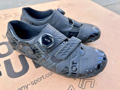 Silniční karbon tretry Bont Riot Road Boa 39 (37-38)