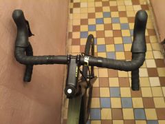 Cestný karbónový bicykel Cube Attain GTC Race