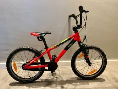 Detský bicykel Cube Cubie 180 SL Red'n'Green'n'Black