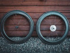 Karbonovy set kolies Zipp 404
