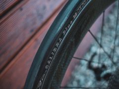 Karbonovy set kolies Zipp 404