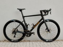 Karbonovy bicykel Isaac Boson