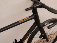 Karbonovy bicykel Isaac Boson