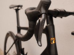Karbonovy bicykel Isaac Boson