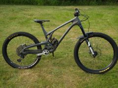 Evil Insurgent V3 MX // XL