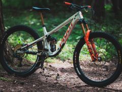 Pivot Firebird 2023 XX1 AXS