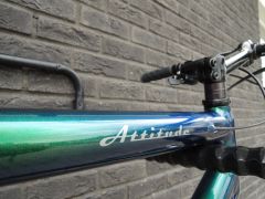 Klein Attitude Emerald