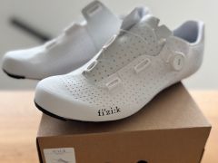 Tretry Fizik Tempo Decos Carbon