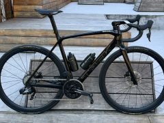 Trek Emonda SLR 7 Axs, vel. 56, individualny lak