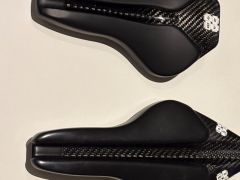 Sedla Wove- Mags, V8, M8