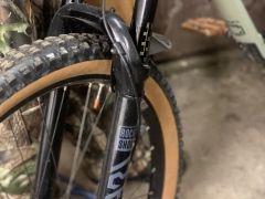 Zľava Commencal meta custom