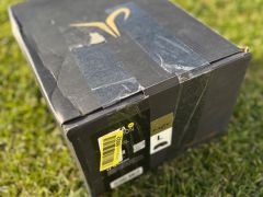 MET Trenta 3K Carbon Mips