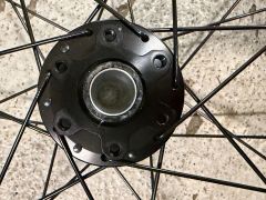 Nová kola Newmen Performance 30 (mullet 29"/27.5")- ořech Sram XD