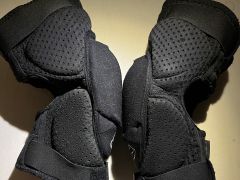 Fox chrániče kolien