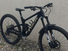 Trek Slash 9.7 Carbon 2022