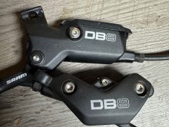 Sram DB8