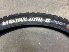 Maxxis Minion DHR II