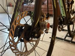 Dámsky cestný bicykel Fuji Finest 1.1 - Disc