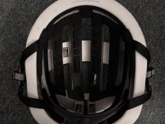 Fizik Kudo prilba, biela, L (59-61 cm)