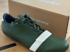 Cestne tretry Rapha Classic 47 , 30,3 cm  úplne nové