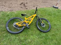YT capra core 3