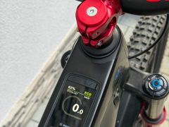 Trek Rail+ 9.8 GX AXS T-Type Gen 5 Deep Smoke + úpravy