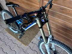 Mondraker DH Summum Pro 2012
