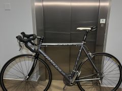 Handmade Ghost Race 6000, komplet Ultegra 6600 -super stav