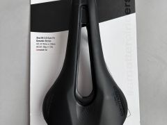Selle San Marco Shortfit 2.0 Dynamic Narrow sedlo, 140 mm