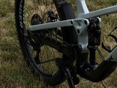 Trek slash 8 gen 6 2025