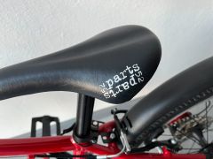 Komplet nadupaný ultraľahký KUbikes veľ.20. Ako nový. Rovno nasadnúť a jazdiť