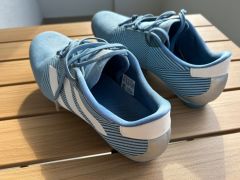 Cestné tretry Adidas