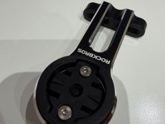 Garmin hliníkový držiak + možnosť upevnenia príslušenstva zospodu