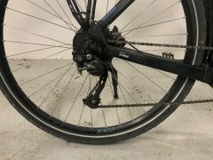 Predám trekingový Cube Touring