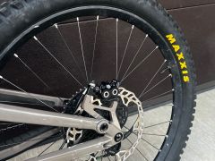 Commencal meta sx v4 ride dirt