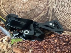 Shimano 105 Rd-R7150 Di2 prehadzovačka, 12-kolo Nová