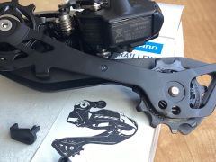 Shimano 105 Rd-R7150 Di2 prehadzovačka, 12-kolo Nová