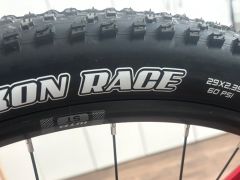 Maxxis Rekon &amp; Rekon Race  29x2.4 WT TR nové
