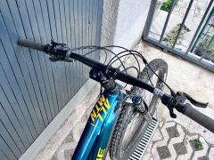 Haibike AllMtn 7 2025 29/27,5" (720Wh), high ocean/black/orange, L, vidlica Yari/Psylo, 405462415379