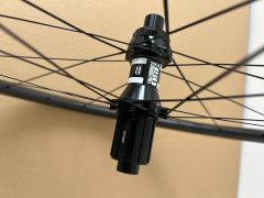 Nové karbónové kolesá disc brakes/DT Swiss 350 centerlock/Sapim CXRay