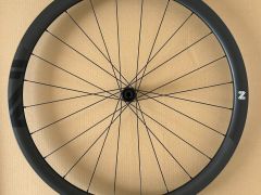 Nové karbónové kolesá disc brakes/DT Swiss 350 centerlock/Sapim CXRay