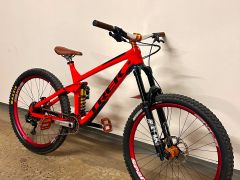 Custom Enduro Trek Remedy | TOP
