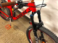 Custom Enduro Trek Remedy | TOP