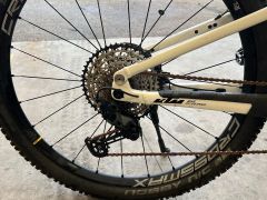 Pánsky bicykel KTM Macina Chacana 292 48/19