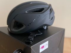 Oakley Aro 3 Lite prilba, veľ. S (52-56 cm)