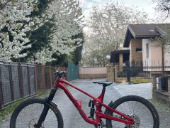 Trek slash 9