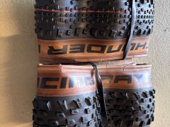 Mtb plášte 2.35 T.Burt a R.Ray 2.23
